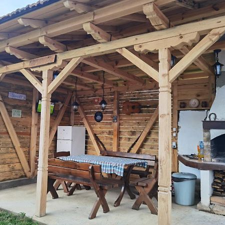Guest House Yana Tŭrkasheni Zewnętrze zdjęcie