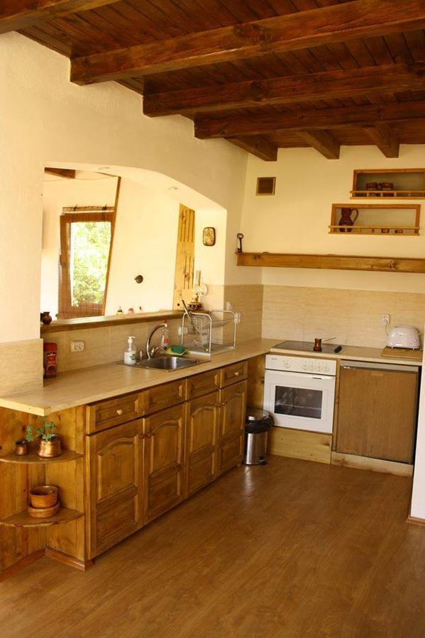 Guest House Yana Tŭrkasheni Zewnętrze zdjęcie