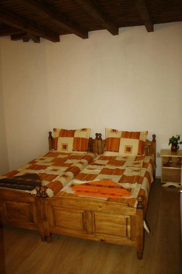 Guest House Yana Tŭrkasheni Zewnętrze zdjęcie