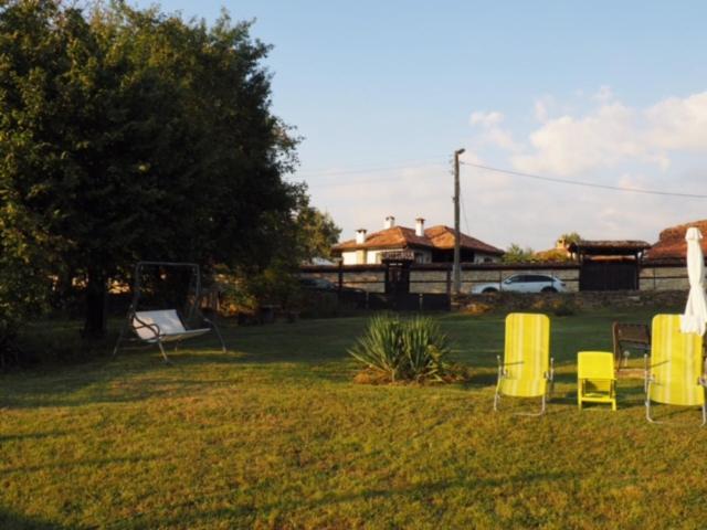 Guest House Yana Tŭrkasheni Zewnętrze zdjęcie